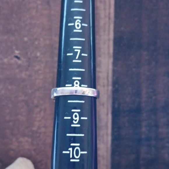 Silver Four Prong Setting Multi Faceted Glass or Stone Ring - Picture 11 of 13